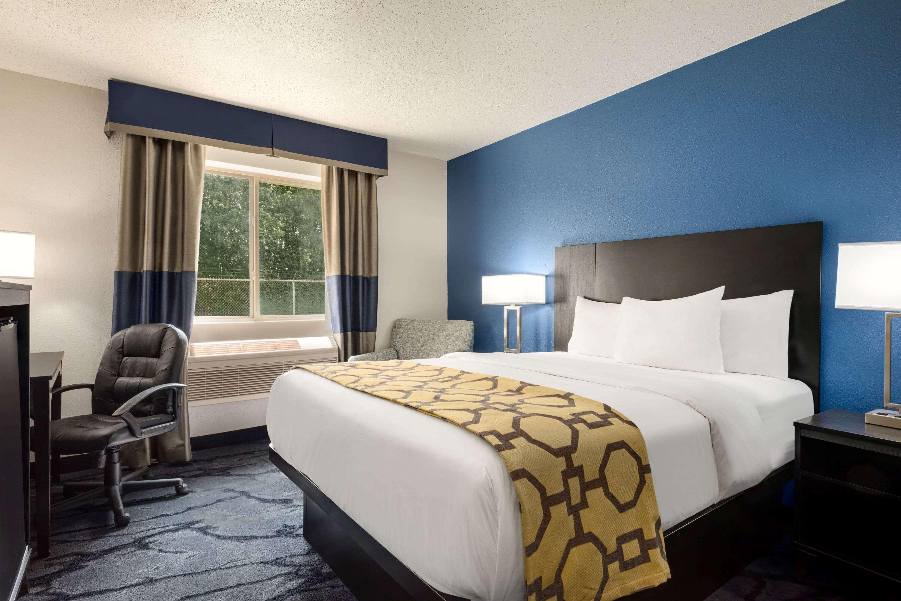 Baymont By Wyndham Swanton Hotel Exterior photo