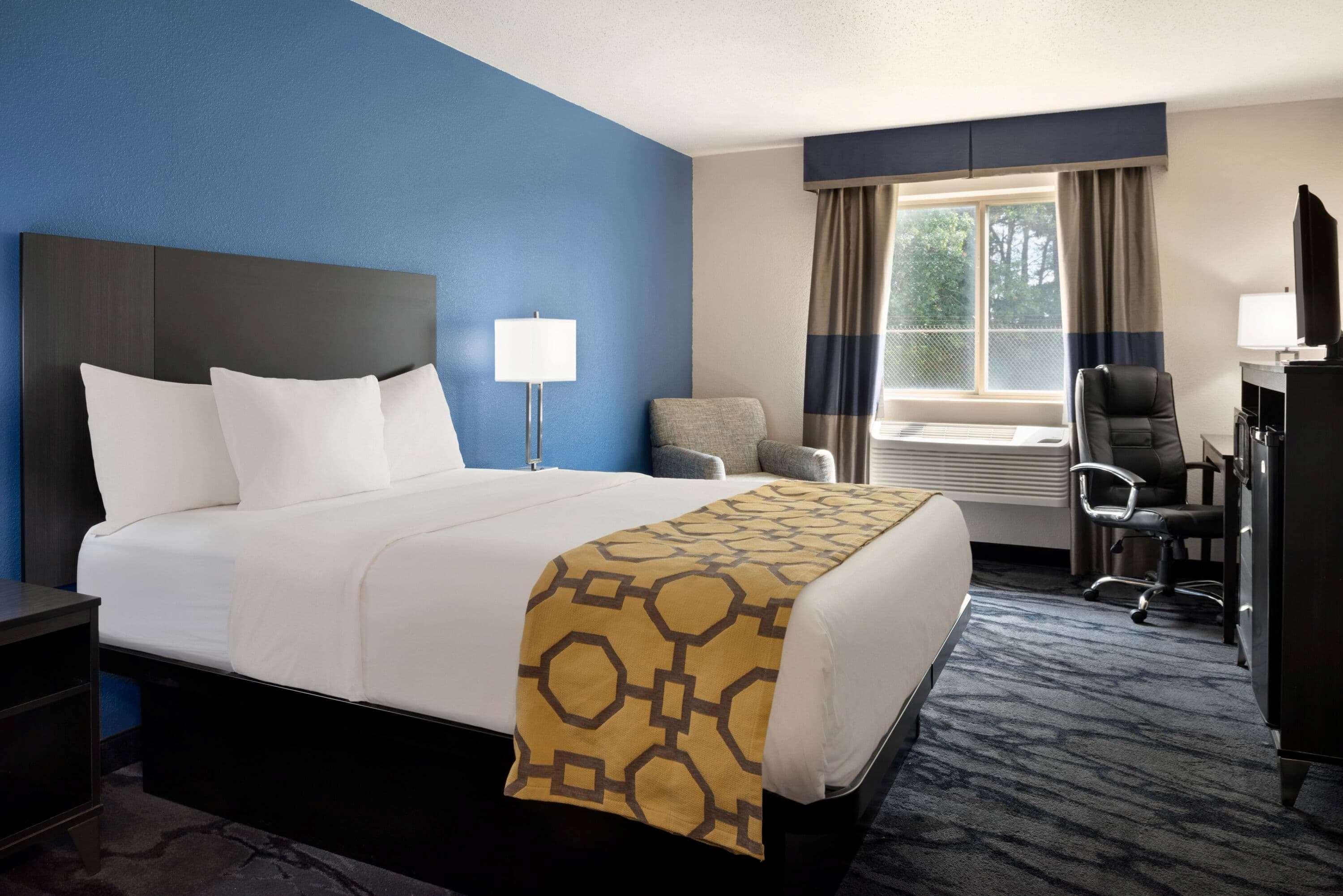 Baymont By Wyndham Swanton Hotel Exterior photo