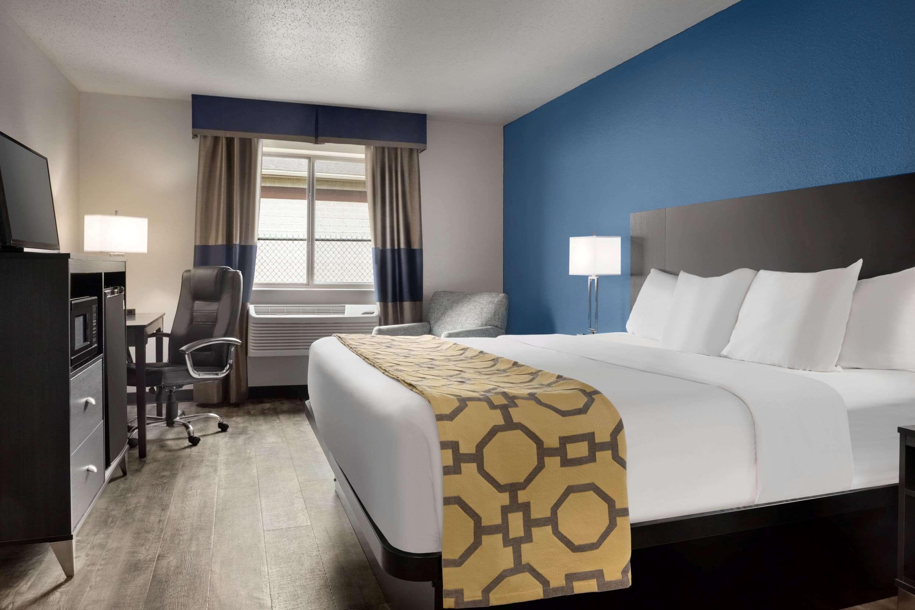 Baymont By Wyndham Swanton Hotel Exterior photo